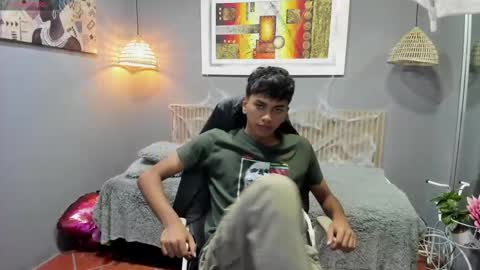 markbowie online show from October 15, 11:54 am