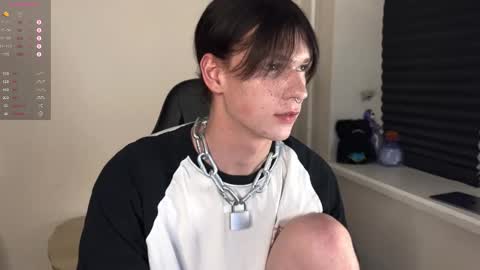 Mark online show from October 17, 6:43 pm