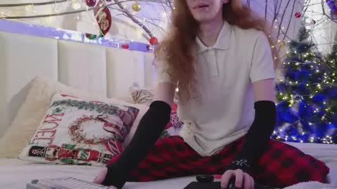 Mark online show from December 17, 3:40 pm