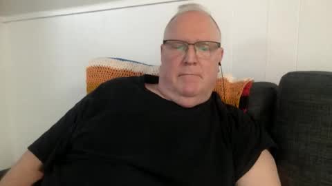 Mark online show from April 30, 6:36 pm