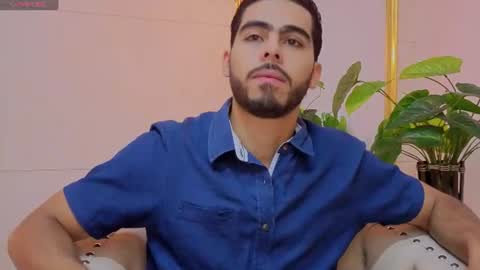 Snapshot of markoss_miles chatting on June 20, 12:30 pm Markos online show from June 20, 12:30 pm