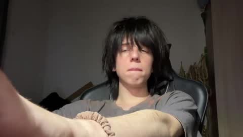 Mark online show from April 15, 4:47 pm