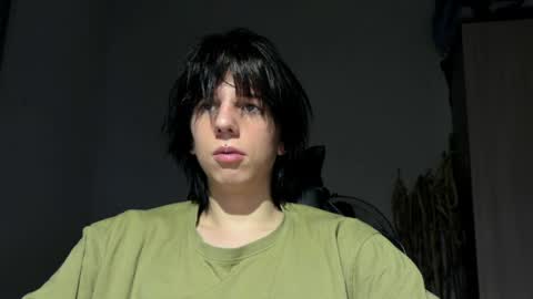 Snapshot of marksus_vasabi chatting on April 22, 7:15 pm Mark online show from April 22, 7:15 pm