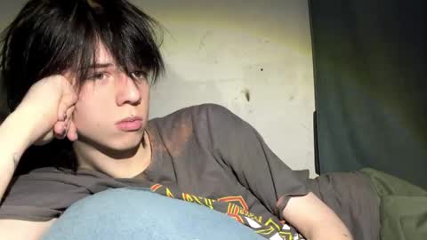 Snapshot of marksus_vasabi chatting on April 24, 5:15 pm Mark online show from April 24, 5:15 pm