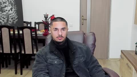 Snapshot of marktison chatting on December 15, 8:08 am Tison online show from December 15, 8:08 am