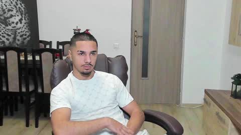 Snapshot of marktison chatting on December 17, 4:56 am Tison online show from December 17, 4:56 am