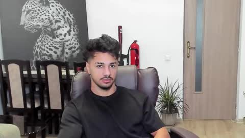 Snapshot of marktison chatting on October 16, 7:20 am Tison online show from October 16, 7:20 am