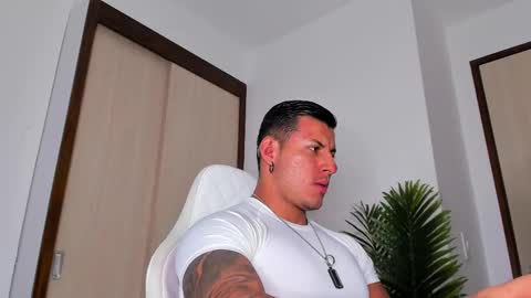 markus... Y online show from February 16, 10:32 pm