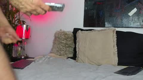 Markus latin online show from December 2, 4:42 pm