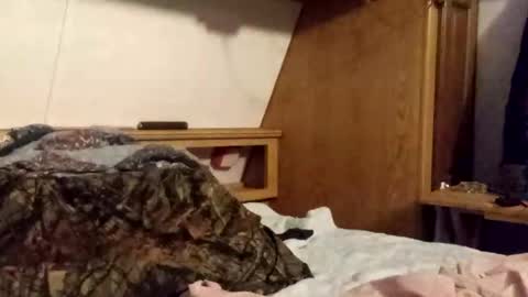 markymark101825061 online show from January 15, 1:54 am