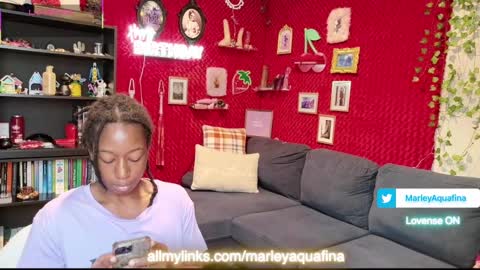 Snapshot of marleymadness9 chatting on September 22, 1:13 pm MarleyAquafina online show from September 22, 1:13 pm