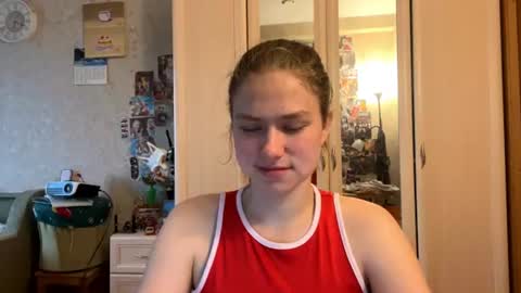 Codi online show from June 18, 3:18 am