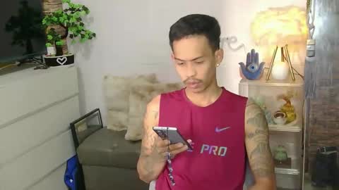 Snapshot of marlmoreno10 chatting on April 18, 7:01 am marlmoreno10 online show from April 18, 7:01 am