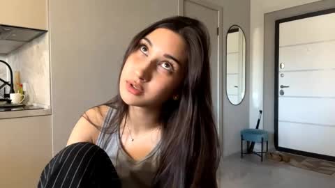 Kalli online show from June 3, 2:33 pm