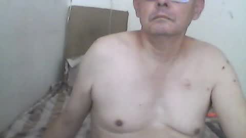 Snapshot of marlon_bi62 chatting on July 11, 4:53 pm Marlon bi62 online show from July 11, 4:53 pm