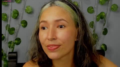 marly online show from January 28, 7:22 am