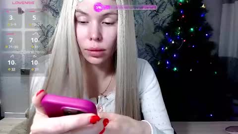 Snapshot of marmalade_fox chatting on January 21, 8:52 am Marmalade Fox online show from January 21, 8:52 am