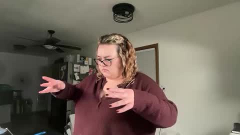 maroon_moon online show from December 1, 11:32 pm