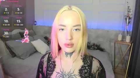 Marquise online show from December 21, 5:58 am