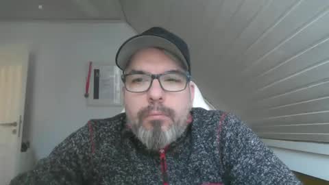 Snapshot of marriedcock1980 chatting on February 20, 7:12 am marriedcock1980 online show from February 20, 7:12 am