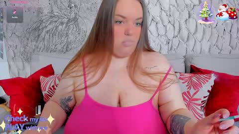 Snapshot of marry_girl chatting on January 7, 2:08 pm Mary online show from January 7, 2:08 pm