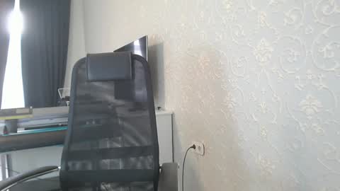 Snapshot of marselle_looker chatting on February 5, 9:15 am Marselle online show from February 5, 9:15 am