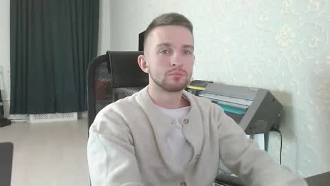 Snapshot of marselle_looker chatting on November 14, 10:29 pm Marselle online show from November 14, 10:29 pm