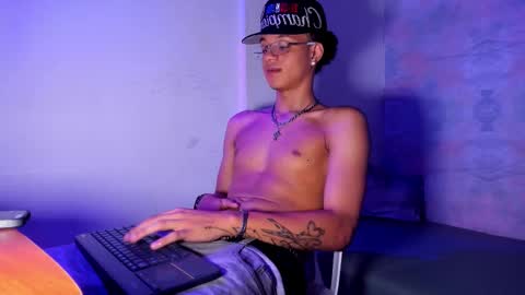 MARSHALL online show from March 6, 2:02 pm