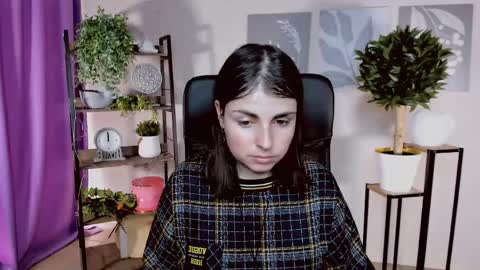 martaedams online show from March 31, 6:14 am