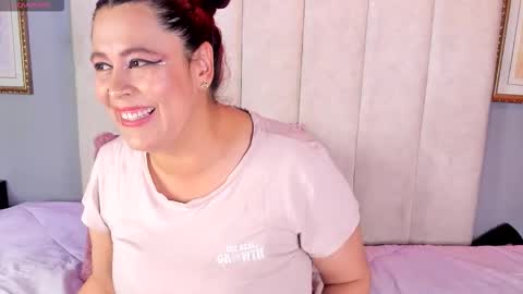 Marthina  online show from November 15, 12:02 pm