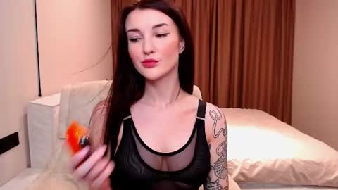 Marti online show from June 9, 8:42 pm