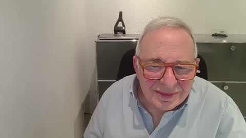 martin_1947 online show from November 19, 9:48 pm