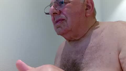 Snapshot of martin_1947 chatting on July 18, 8:45 pm martin_1947 online show from July 18, 8:45 pm
