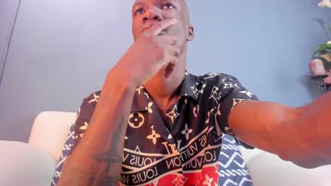 Martin online show from February 8, 1:11 am