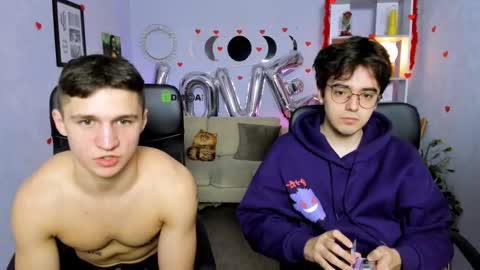 Snapshot of martin_neil chatting on February 17, 6:43 am Martin online show from February 17, 6:43 am