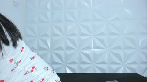 Snapshot of martina_lopezz1 chatting on April 8, 12:16 pm Martina online show from April 8, 12:16 pm