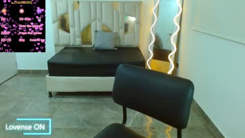 Hey im martina online show from February 6, 1:27 am