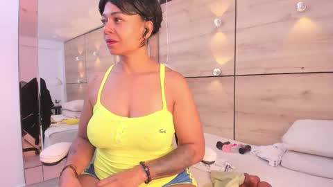 martina touss  online show from October 29, 11:45 am