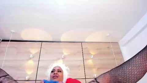 Snapshot of martina_touss chatting on July 5, 12:50 am martina touss online show from July 5, 12:50 am