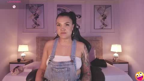 Snapshot of martina_vega__ chatting on February 18, 8:03 pm NATALIA ON A TRAVEL FROM DECEMBER 6TH TO THE 9TH ENJOY ME BEFORE I LEAVE online show from February 18, 8:03 pm