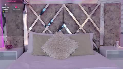 Martina Garcia online show from November 14, 7:56 pm