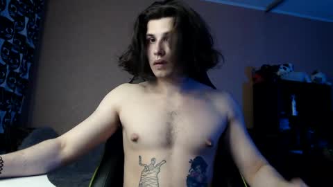 Snapshot of martinlutar420 chatting on April 26, 7:33 pm Daddy Marty online show from April 26, 7:33 pm