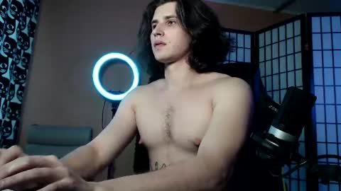 Snapshot of martinlutar420 chatting on June 18, 3:07 am Daddy Marty online show from June 18, 3:07 am