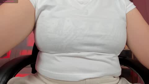 Martinna Bonnet online show from December 24, 10:11 am