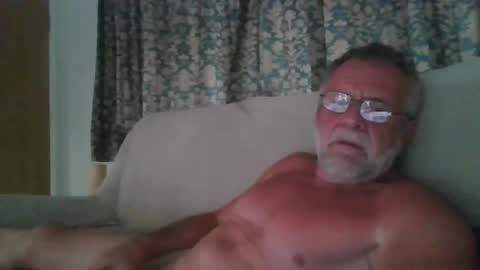Snapshot of martinrgbxxxx chatting on July 12, 7:49 pm martinrgbxxxx online show from July 12, 7:49 pm