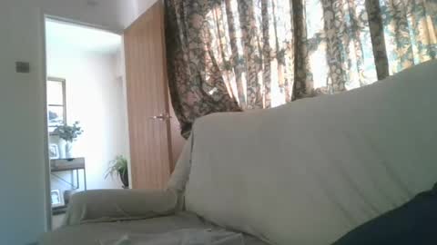 Snapshot of martinrgbxxxx chatting on August 1, 8:57 am martinrgbxxxx online show from August 1, 8:57 am