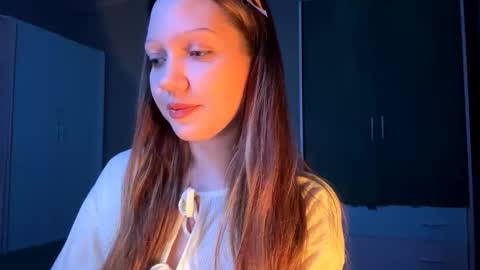 Snapshot of martinwion chatting on October 6, 8:06 pm Emily online show from October 6, 8:06 pm