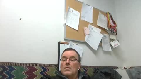 Snapshot of marty1688 chatting on December 17, 12:33 pm marty1688 online show from December 17, 12:33 pm