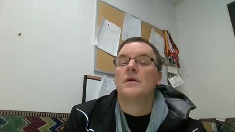 Snapshot of marty1688 chatting on December 21, 12:38 pm marty1688 online show from December 21, 12:38 pm