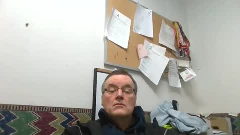 Snapshot of marty1688 chatting on February 26, 12:14 pm marty1688 online show from February 26, 12:14 pm